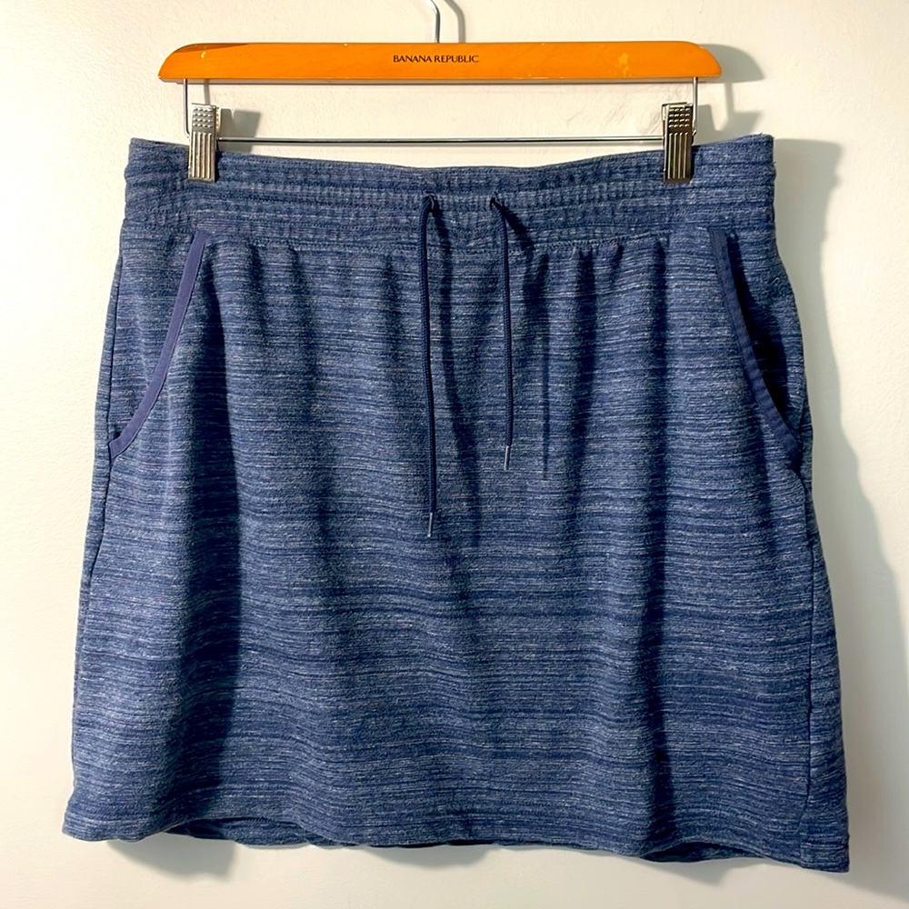 Columbia cotton blend skirt large pockets Drawstring waist Staple PNW Normcore